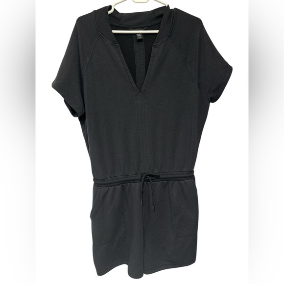 Athleta Balance Romper Shorts Black One Piece Short Sleeve - Picture 1 of 7